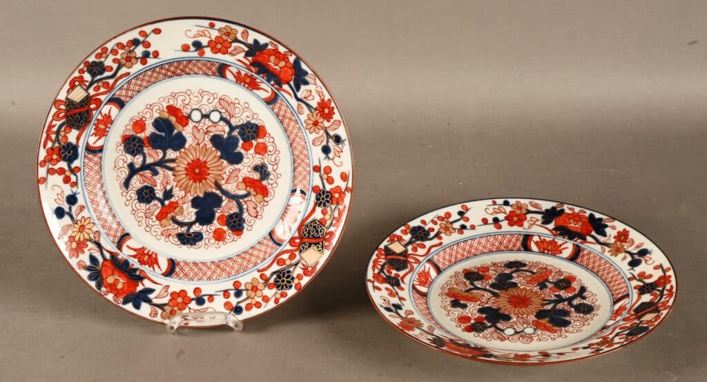 Paire d'assiettes en porcelaine de Chine