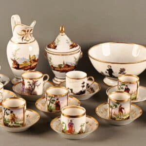 Porcelaine de Paris. Partie de service à café