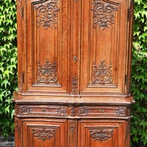 Meuble deux corps en argentière liégeois