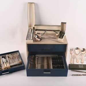 Partie de ménagère en métal argenté Christofle modèle " Malmaison".