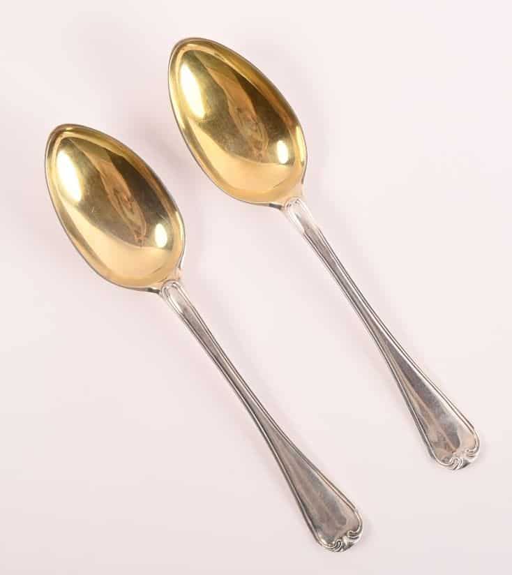 Paire de cuillères en argent