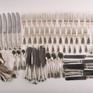 Partie de ménagère en argent