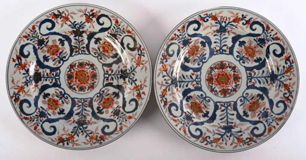 Paire de plats Chine Imari