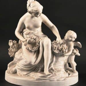 Groupe en biscuit " Muse et Cupidon "