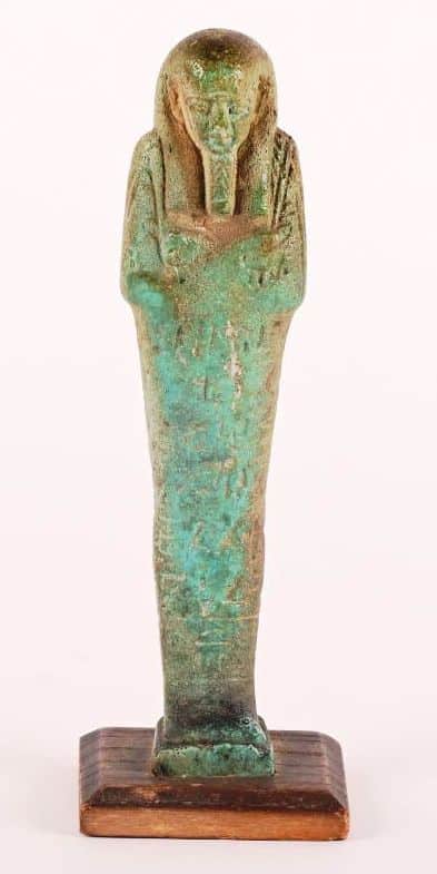 Oushebti portant les instruments oratoires