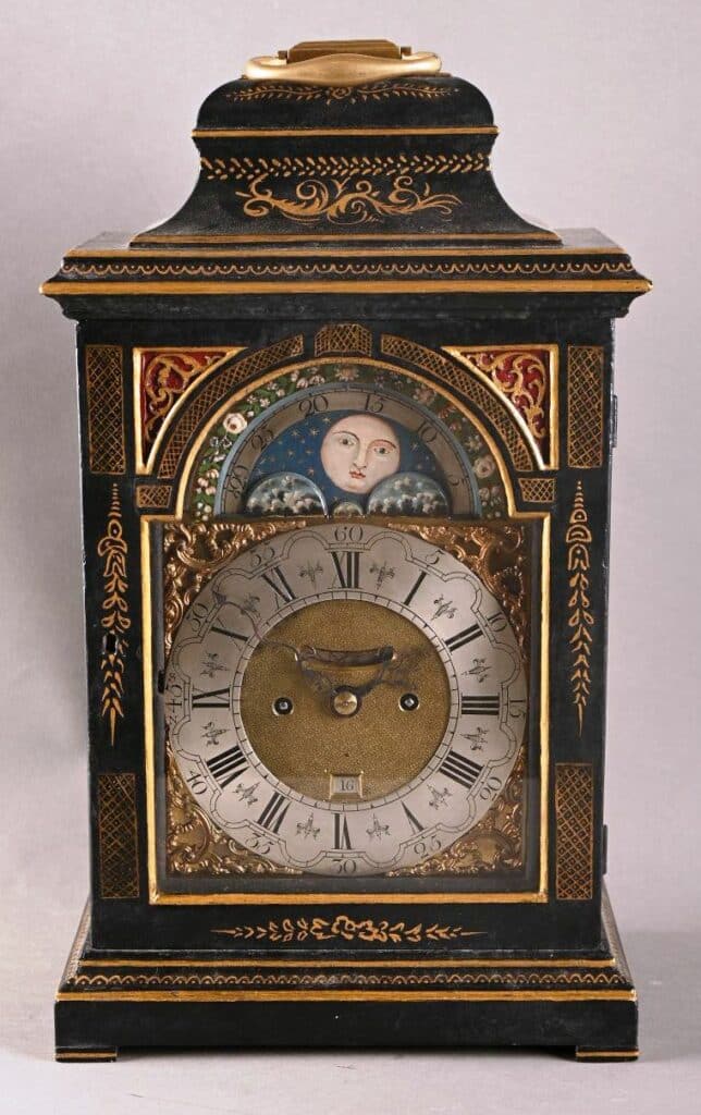 Pendule de table en bois peint Hollande 18e