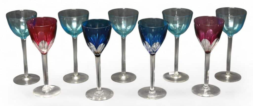 Suite de 9 verres couleurs VSL