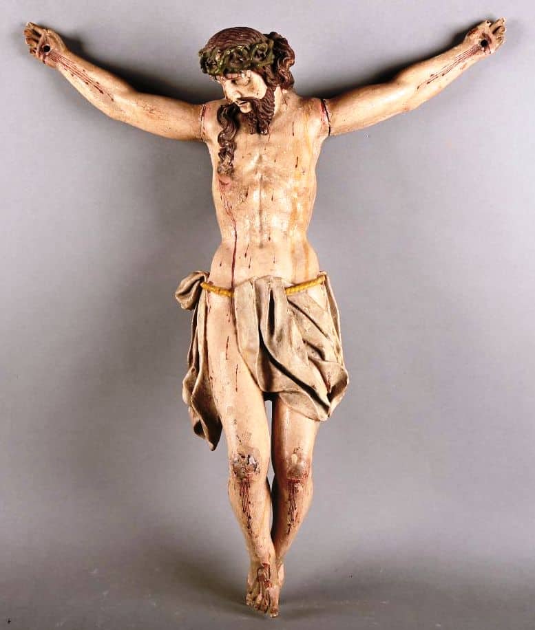 Christ en bois sculpté polychrome