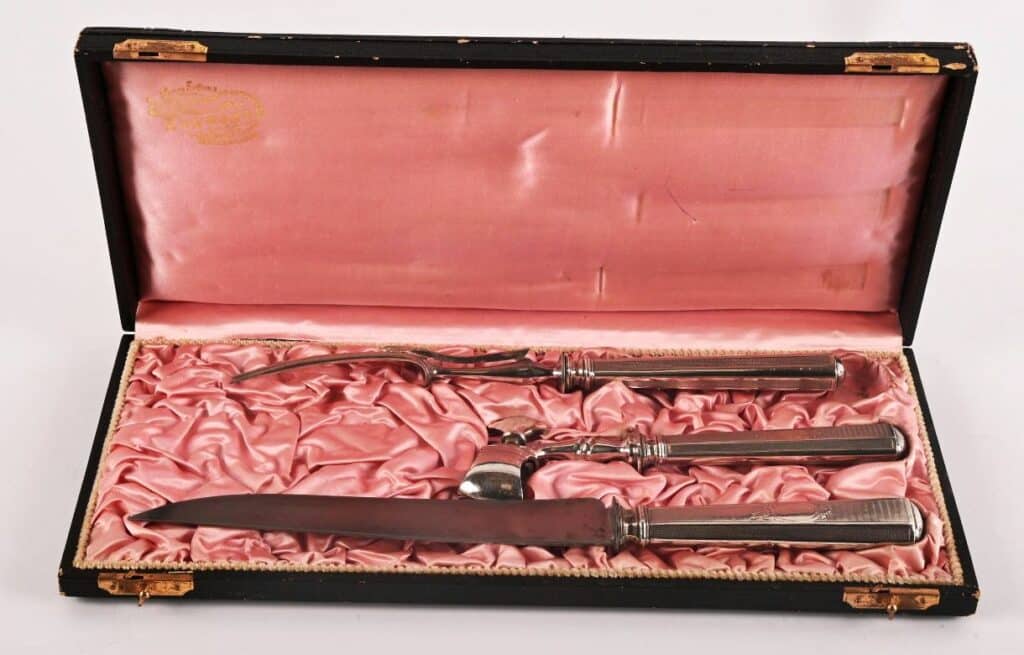 Service à couper le gigot