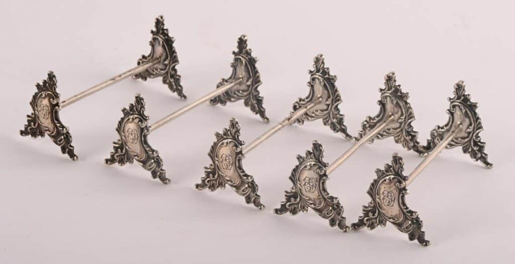 Suite de 5 portes-couteau en argent